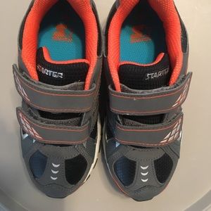 Boys size 13 Starters sneakers
